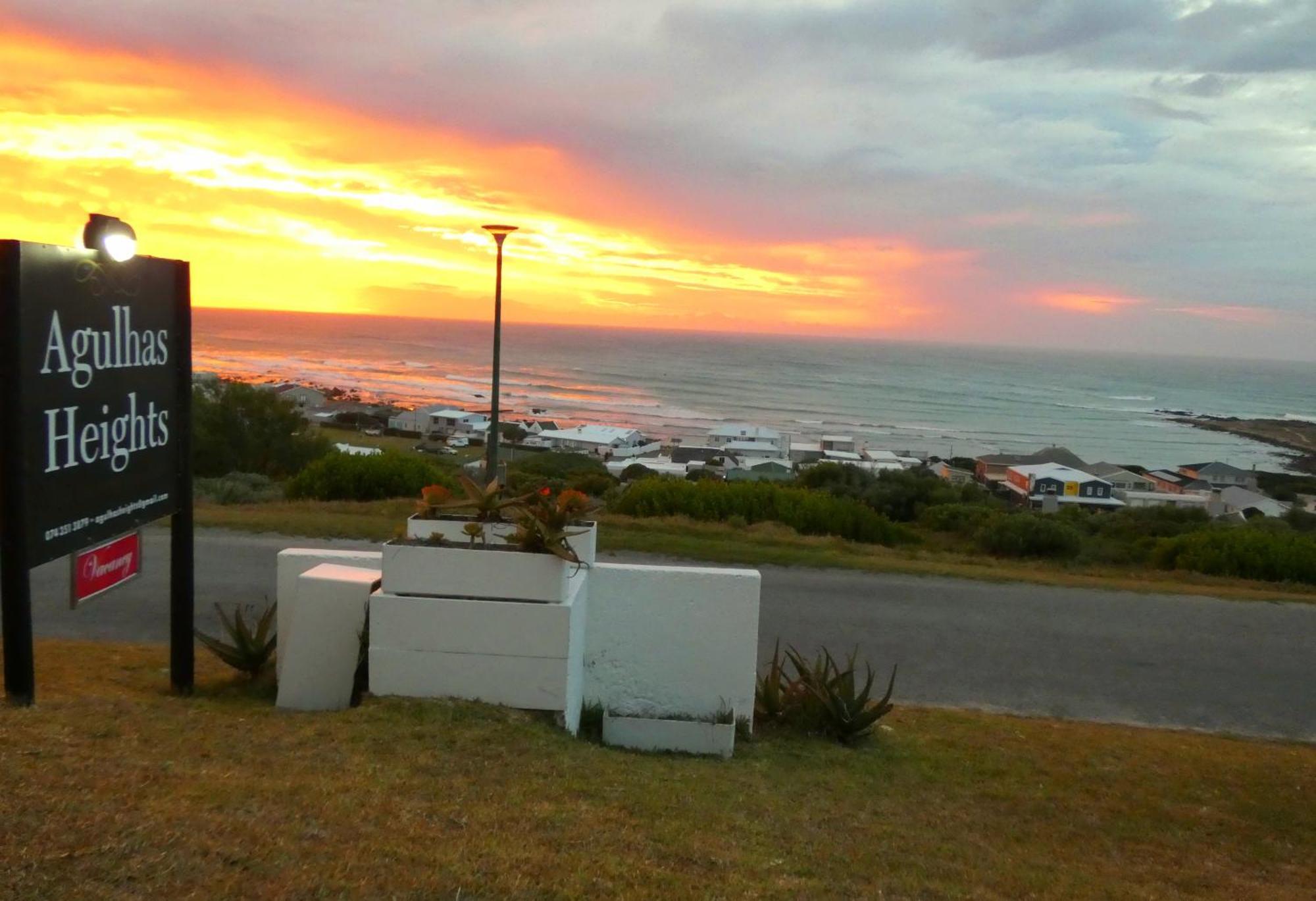 Agulhas Heights Self-Catering Cottages Zewnętrze zdjęcie